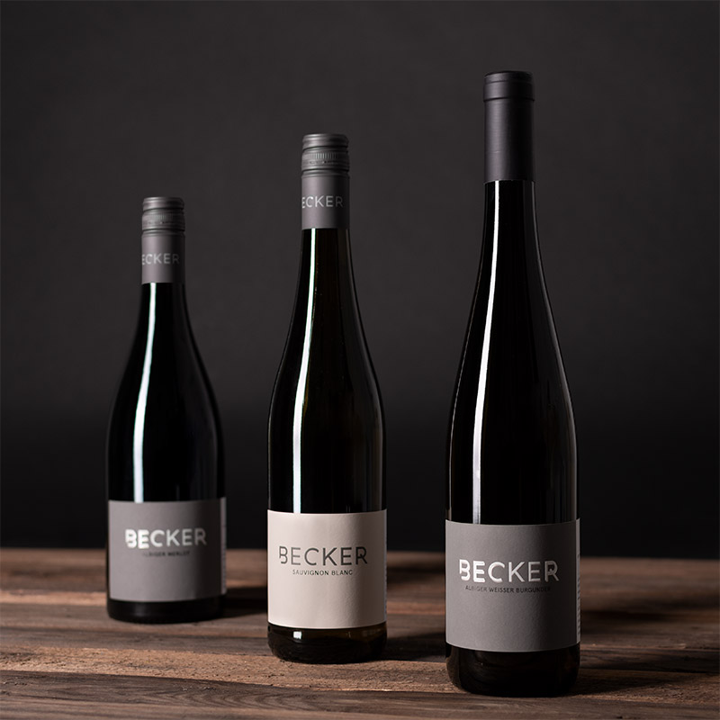 Design Weinflaschen Weingut Becker